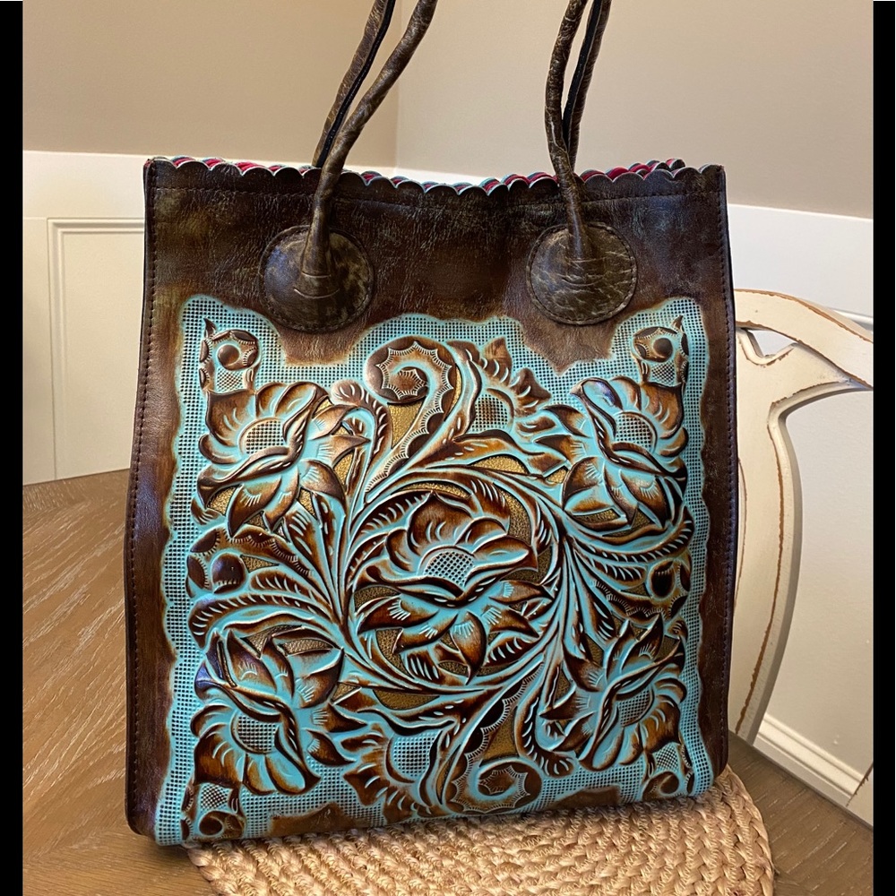 NWOT Patricia Nash Distressed Leather Handbag/Tote